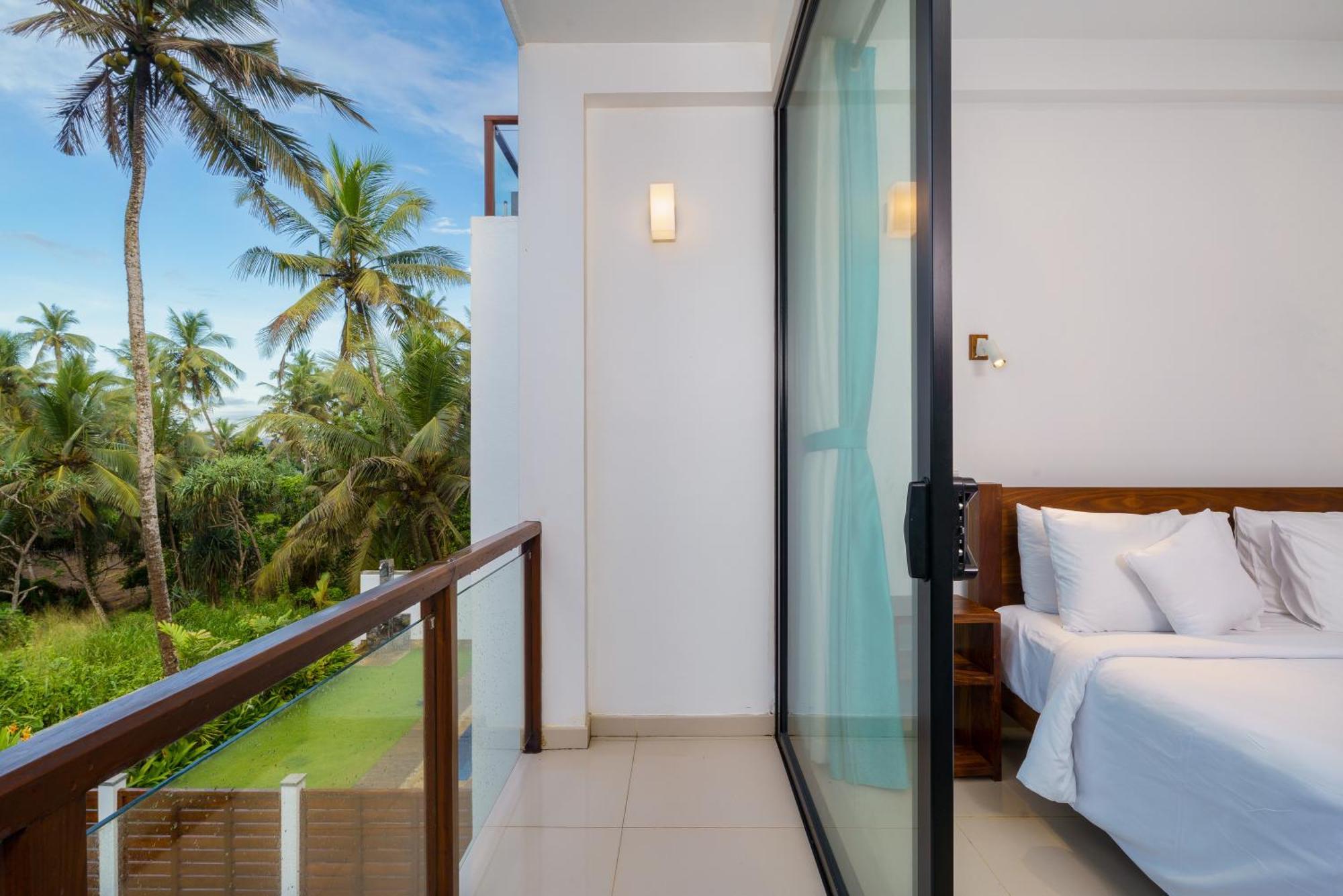 Kaas Villas - Entire Two Bedroom Villa With Private Pool & Garden ดิคเวลลา ภายนอก รูปภาพ
